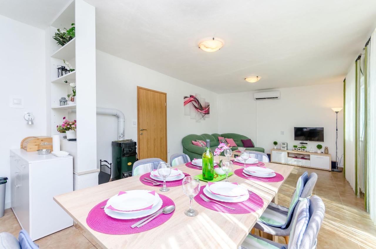 Apartment Snjezana Marina Luaran gambar