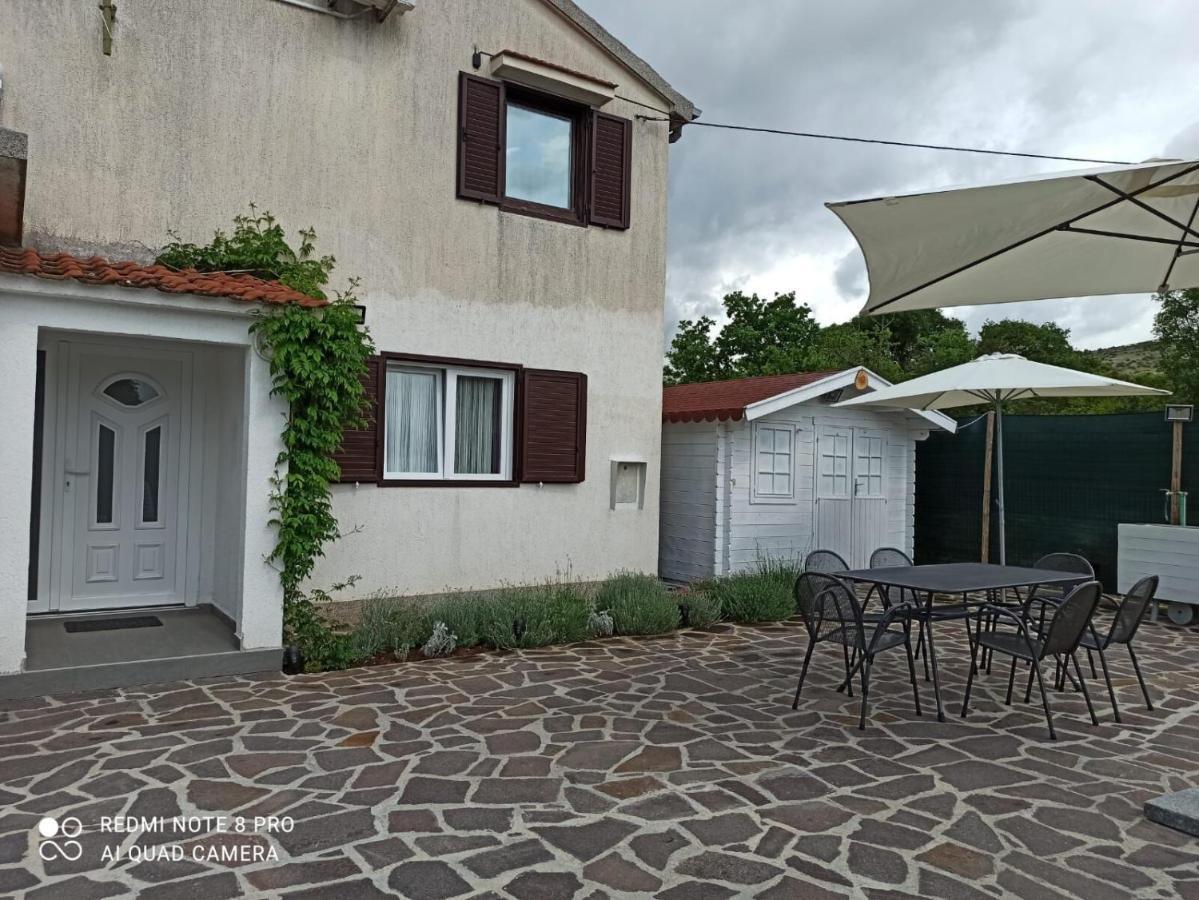 Apartment Snjezana Marina Luaran gambar