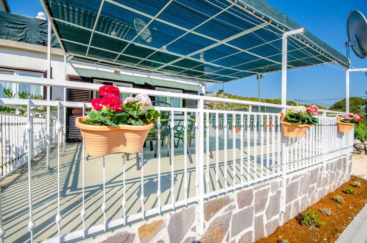 Apartment Snjezana Marina Luaran gambar
