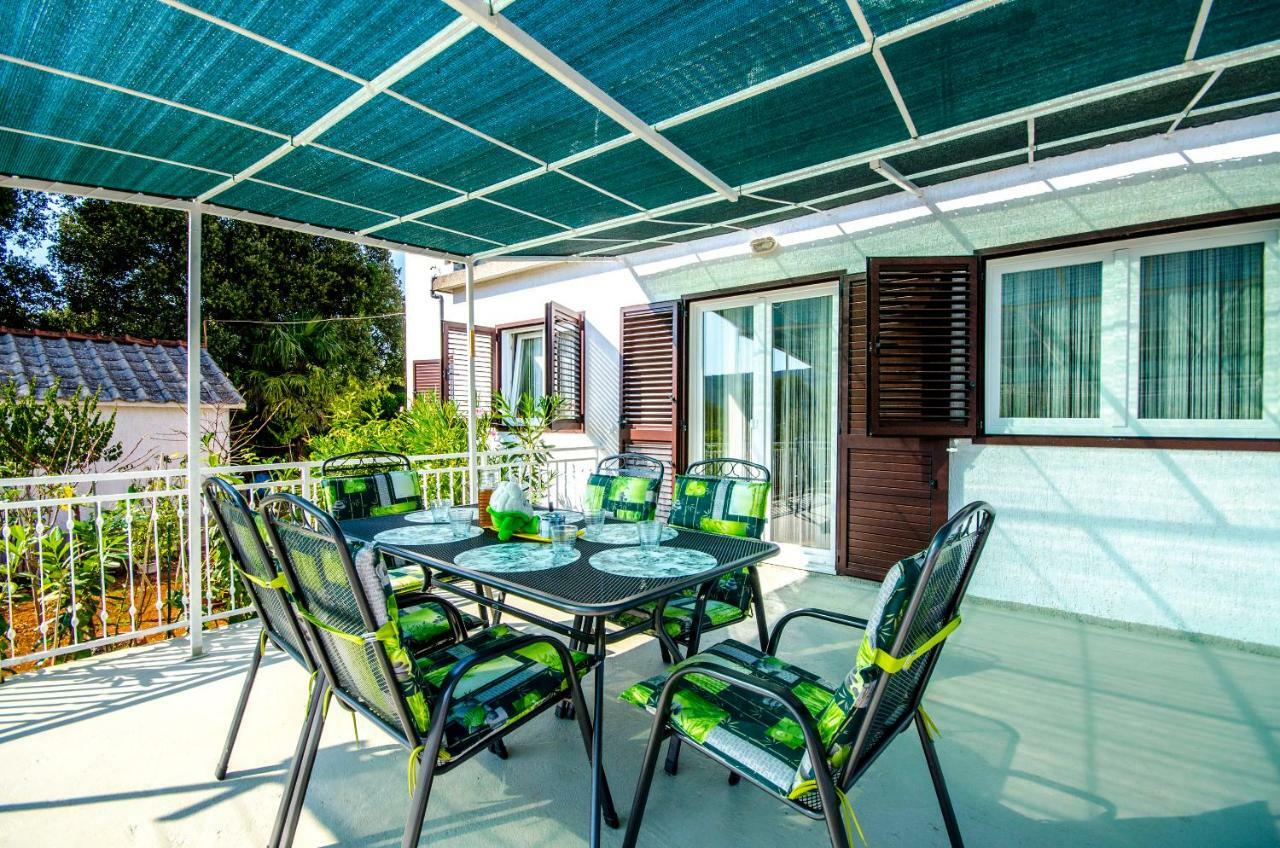 Apartment Snjezana Marina Luaran gambar
